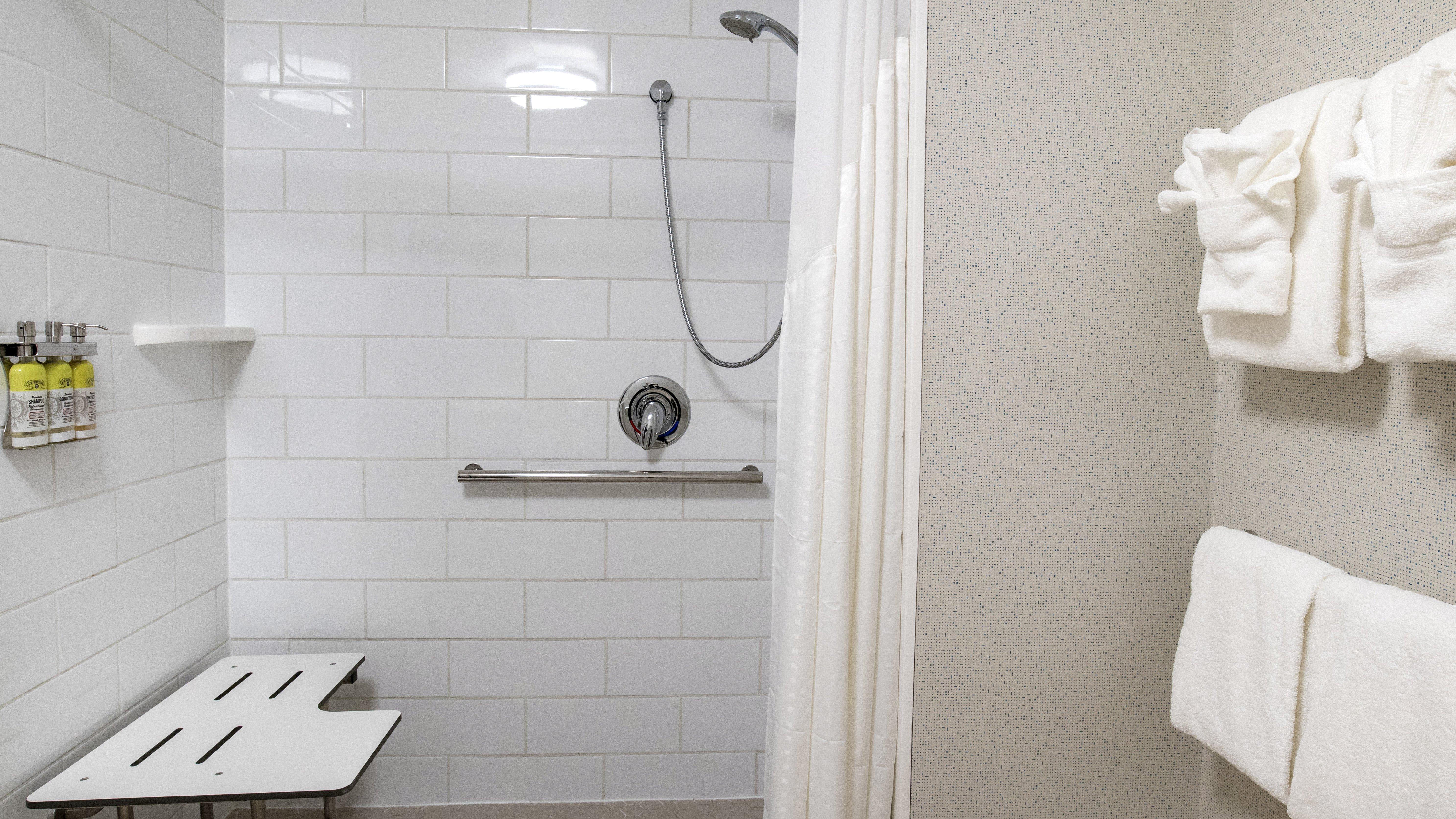 Holiday Inn Express & Suites Racine By Ihg Esterno foto