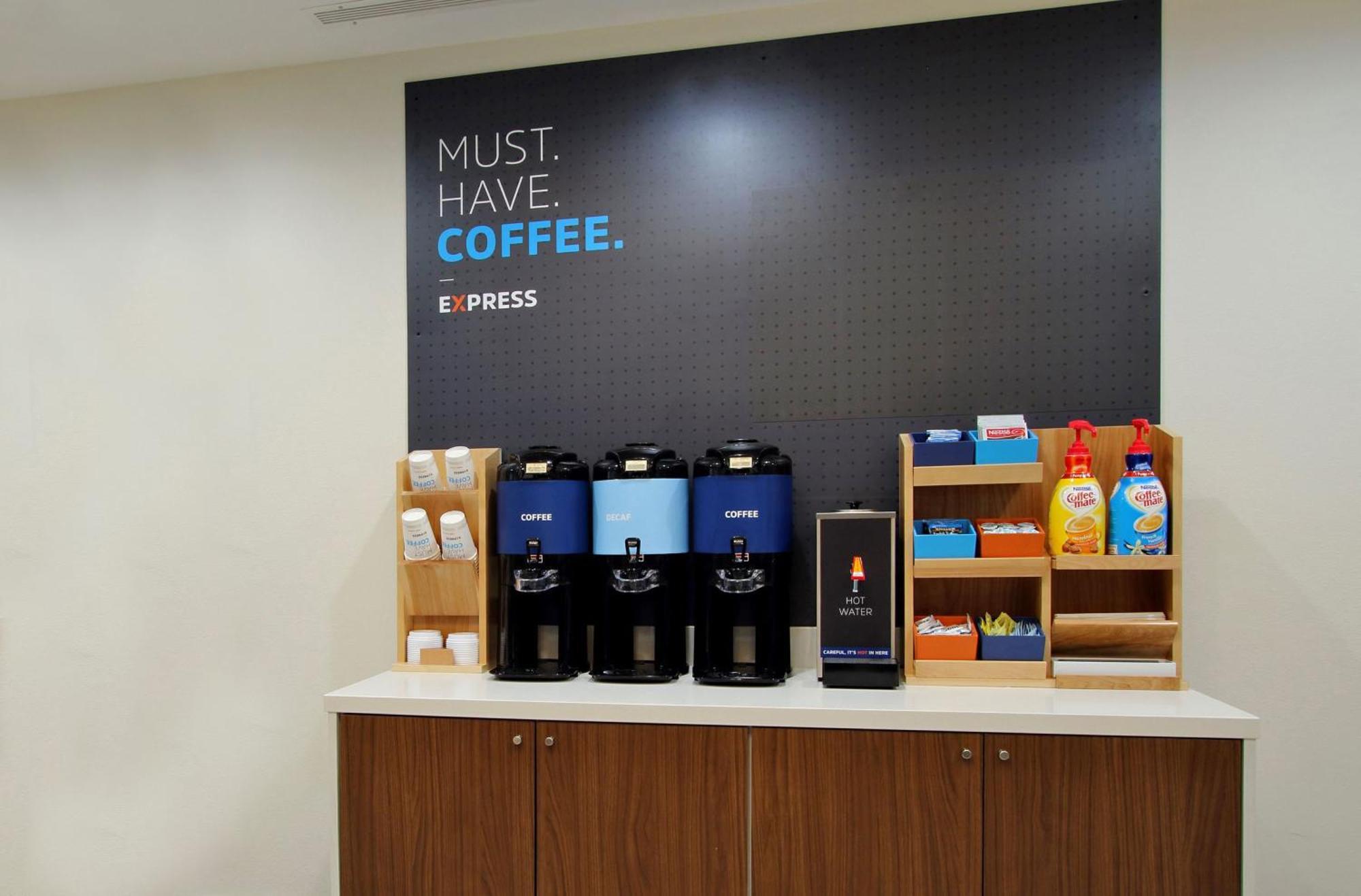 Holiday Inn Express & Suites Racine By Ihg Esterno foto
