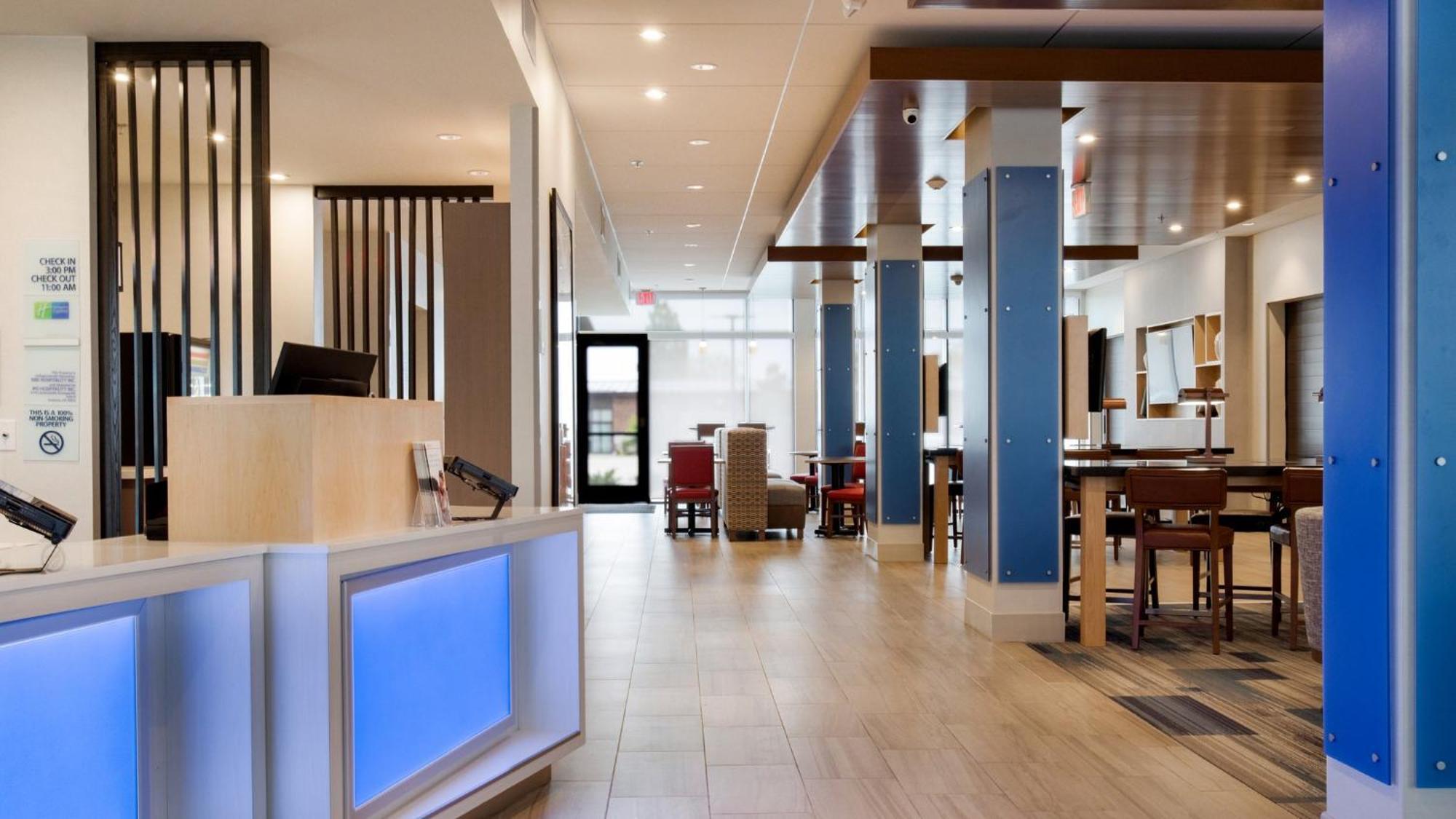 Holiday Inn Express & Suites Racine By Ihg Esterno foto