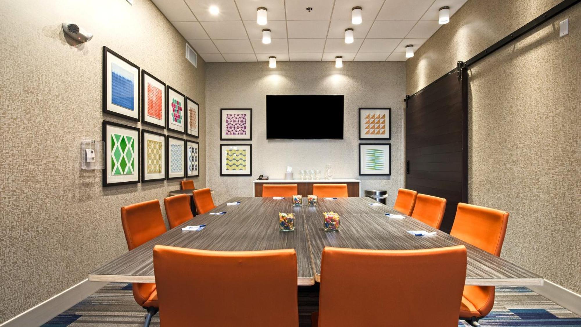 Holiday Inn Express & Suites Racine By Ihg Esterno foto